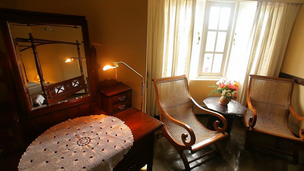Senani Colonial Holiday Bungalow Nuwara Eliya Zimmer foto